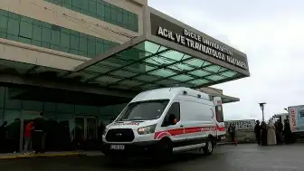 Diyarbakır'da Traktör Kazası: 3 Yaşındaki Çocuk Hayatını Kaybetti