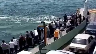 Feribottan Düşen Kişiyi Büfe Çalışanı Kurtardı
