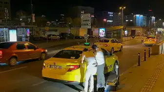 İstanbul'da Yolcu Taksiciyi Darbederek Ağır Yaraladı, Şoför Yoğun Bakımda