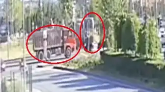 Kayseri'de Kamyon ile Tramvay Çarpıştı: 5 Yaralı