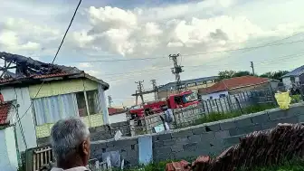 Konya'da Bir Evde Yangın Çıktı, Maddi Hasar Oluştu