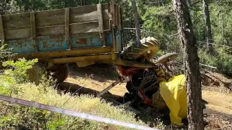 Kütahya Gediz'de Traktör Devrildi: 1 Ölü, 1 Yaralı