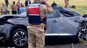 Nişan Dönüşü Feci Kaza: 3 Kişi Hayatını Kaybetti, 1 Kişi Yaralandı