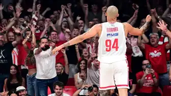 Olimpiakos, Ergin Ataman'ın Panathinaikos'unu Yenerek Yunanistan Basketbol Ligi Şampiyonu Oldu