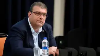 Rüşvet Soruşturması: Seferihisar Belediye Başkanı İsmail Yetişkin Diyaliz İçin Hastaneye Sevk Edildi