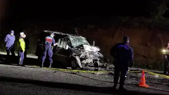Sivas'ta Trafik Kazası: 3 Kişi Hayatını Kaybetti, 2 Kişi Yaralandı
