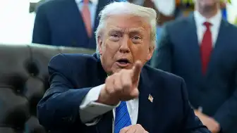 Trump: İran'a Sert Saldırı Tehdidi