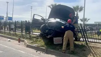 YRP Genel Başkan Yardımcısı Osman Gezgin'in Makam Aracı Kaza Yaptı: 3 Yaralı