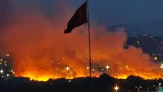 Ankara Etimesgut'ta Otluk Arazide Yangın Çıktı