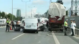Bahçelievler'de Arızalı Araç İçin Yola Bırakılan Tuğla Zincirleme Kazaya Yol Açtı: 1 Ölü