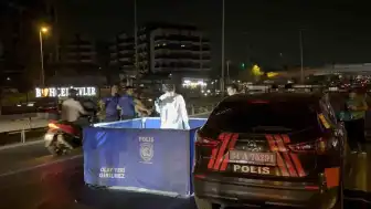 Bakırköy'de E-5 Karayolu Üzerinde Trafik Kazası: Bir Kişi Yaşamını Yitirdi