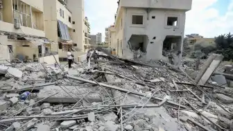 İsrail Ordusu Lübnan'ın Güneyindeki Nebatiye Bölgesine Saldırı Gerçekleştirdi