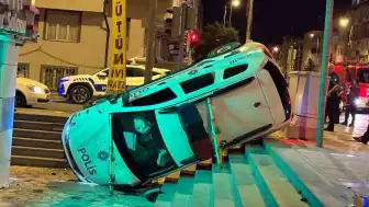 Kayseri'de Trafik Kazası: Polis Aracı Yan Yattı, 3 Yaralı