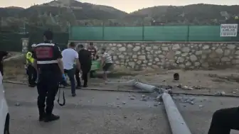 Mudanya'da Trafik Kazası Sonrası Yardım Ederken Elektrik Akımına Kapılan Genç Hayatını Kaybetti
