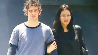Müzisyen Matty Healy ve Model Gabriette Bechtel Evlendi