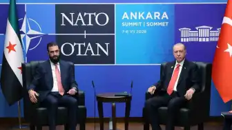 NATO Zirvesi Kapsamında Cumhurbaşkanı Erdoğan ve Suriye Cumhurbaşkanı Ahmed Şara Bir Araya Geldi