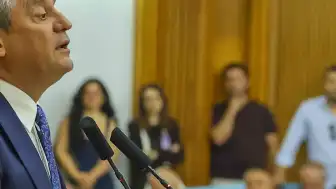 Siyasi Gelişme: Özgür Özel ve Ekibi Yeni Bir Parti Kurma Kararı Aldı