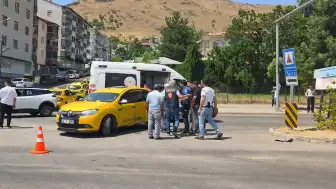 Bingöl'de Trafik Kazası: 1 Yaralı