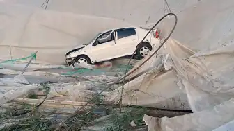 Mersin'de Seraya Uçan Otomobildeki Çift Hayatını Kaybetti