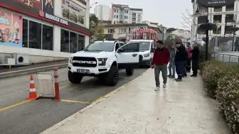 Bilecik'te Pikap Sürücüsü Araç İçinde Uyuyakaldı