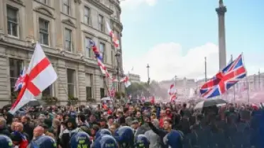 Londra'da Geniş Çaplı Protestolar ve Polis Hazırlığı