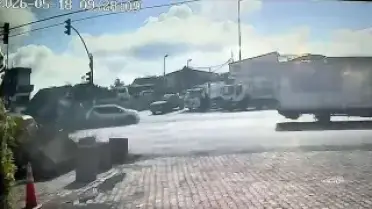 Arnavutköy'de Zincirleme Kaza: 5 Yaralı