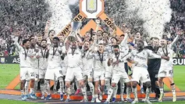 Aston Villa, UEFA Avrupa Ligi Finalinde Freiburg'u 3-0 Yenerek Şampiyon Oldu