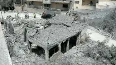 EN DIRECT, Orta Doğu'da Savaş: Lübnan'da İsrail Saldırılarında Yedi Kişi Hayatını Kaybetti