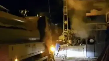Evde Çıkan Yangında Yatağa Bağlı Hasta Komşuları Tarafından Kurtarıldı