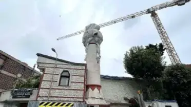 Fatih'te Tarihi Cami Minaresi Vinci Nedenle Yıkıldı