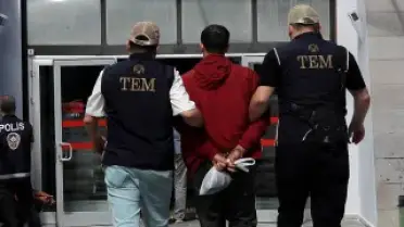 İnterpol'ün Kırmızı Bültenle Aradığı IŞİD Üyesi Eskişehir'de Yakalandı