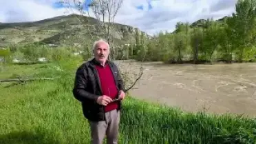 İspir'de Çoruh Vadisi'nde Su Seviyesi Yükseldi, Evler Tahliye Ediliyor