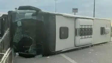 İstanbul-İzmir Otoyolu'nda Otobüs Kazası: 25 Yaralı