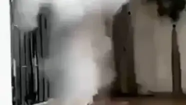 Kahramanmaraş'ta Ev Yangınında Mahsur Kalan 3 Kişi İtfaiye Tarafından Kurtarıldı
