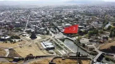 Kars'ta Doğu Kapı'nın Yeniden Faaliyete Geçirilmesi Ekonomik Canlanma Beklentisi Yarattı