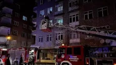 Kayseri'de 4 Katlı Binanın Bodrumunda Yangın Söndürüldü