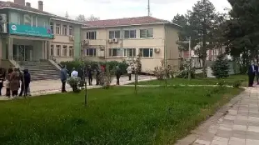 Malatya Valiliği: 5,6 Büyüklüğündeki Depremde 4 Kişinin Tedavisi Sürüyor