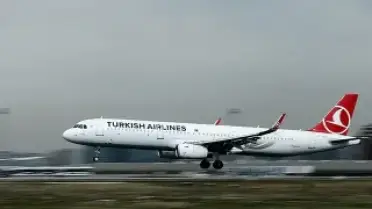 THY, İsrail'de Alıkonulan Aktivistler İçin 3 Uçak Gönderdi