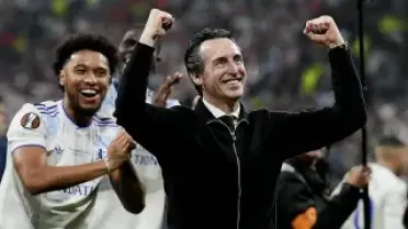 Unai Emery, Aston Villa ile UEFA Avrupa Ligi'nde 5. Kez Şampiyon Oldu