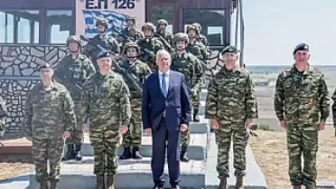 Yunanistan Cumhurbaşkanı Tasulas, Türkiye Sınır Karakolunda Geceledi