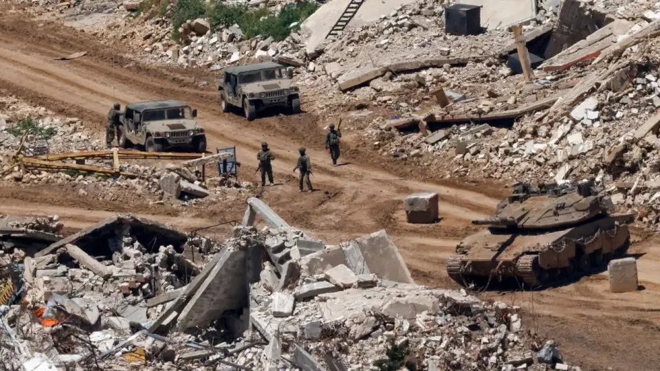 Hizbullah, İsrail askerlerine yönelik geniş çaplı saldırı düzenlediğini duyurdu