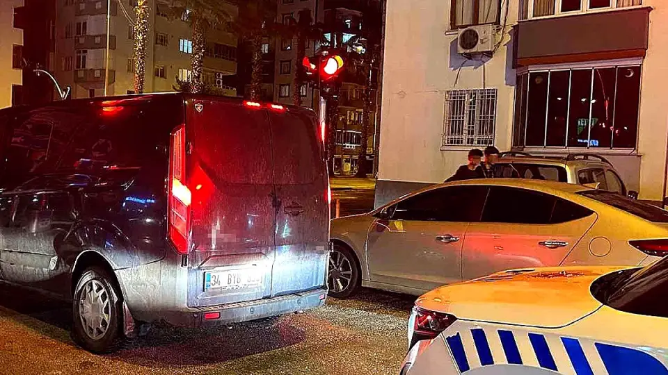 Adana'da Silahlı Saldırı: 1 Kişi Ağır Yaralandı, 2 Şüpheli Gözaltına Alındı