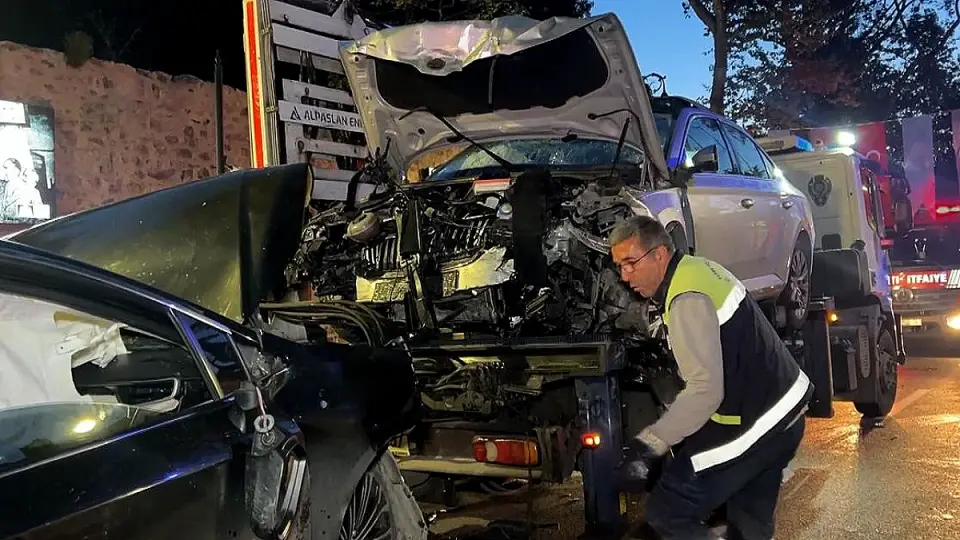 Beşiktaş'ta Trafik Kazası: 9 Yaralı