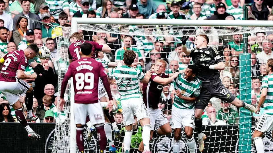 Celtic, İskoçya Premier Ligi'nde Şampiyon Oldu