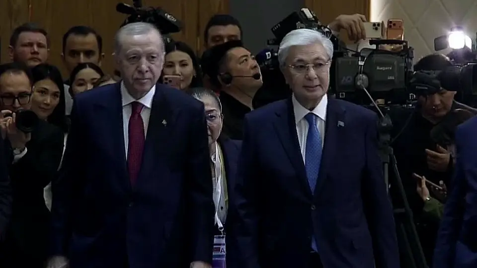 Cumhurbaşkanı Erdoğan Astana'da Resmi Törenle Karşılandı