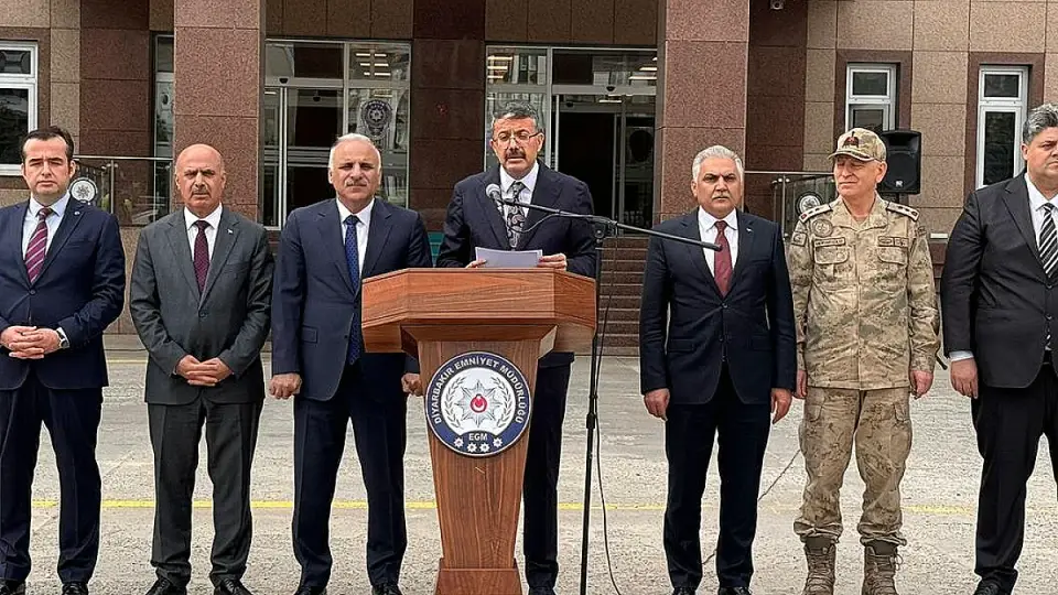 Diyarbakır Merkezli Narkotik Operasyonu: 23 İlde 402 Şüpheliye Eş Zamanlı Baskın