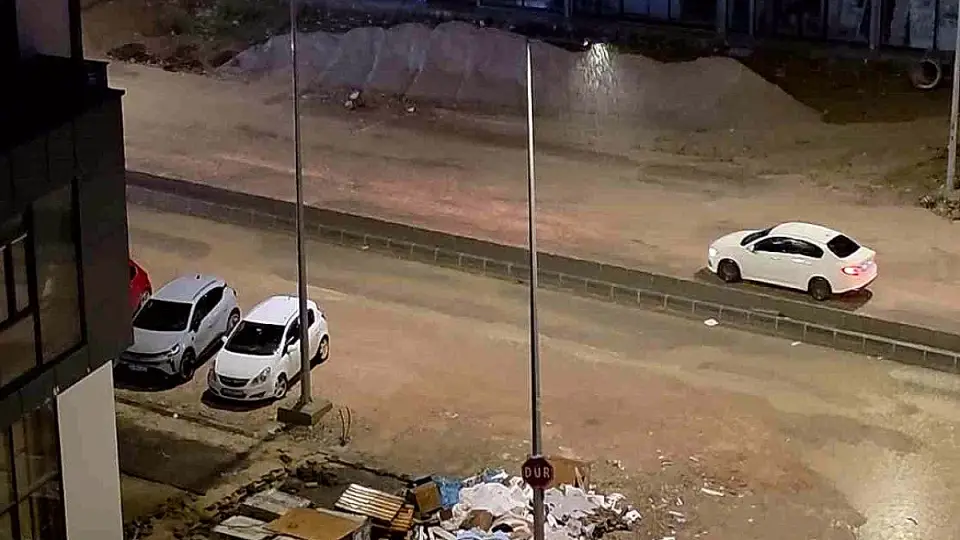 Edirne'de Sağanak Yağış Hayatı Olumsuz Etkiledi