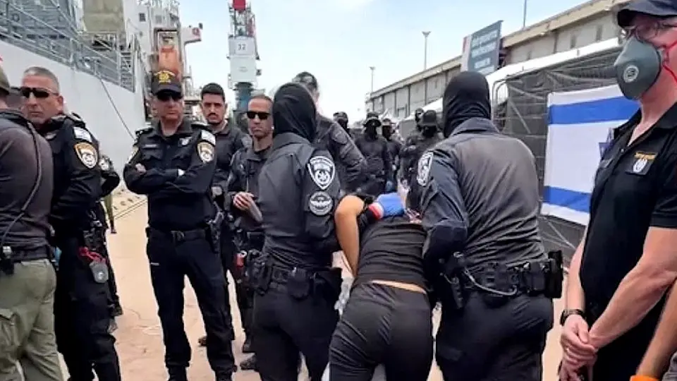 Gazze'ye Yönelik Filo Mensupları Sınır Dışı Ediliyor