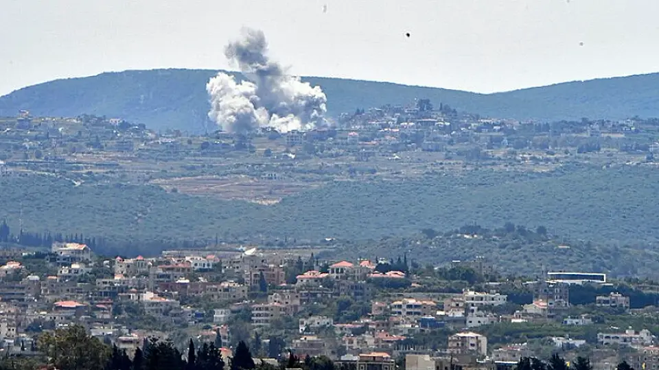 İsrail Ordusu Lübnan'da Hava Saldırısı Düzenledi: 7 Kişi Hayatını Kaybetti