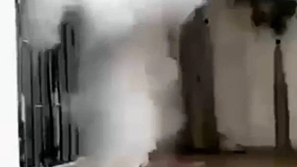 Kahramanmaraş'ta Ev Yangınında Mahsur Kalan 3 Kişi İtfaiye Tarafından Kurtarıldı